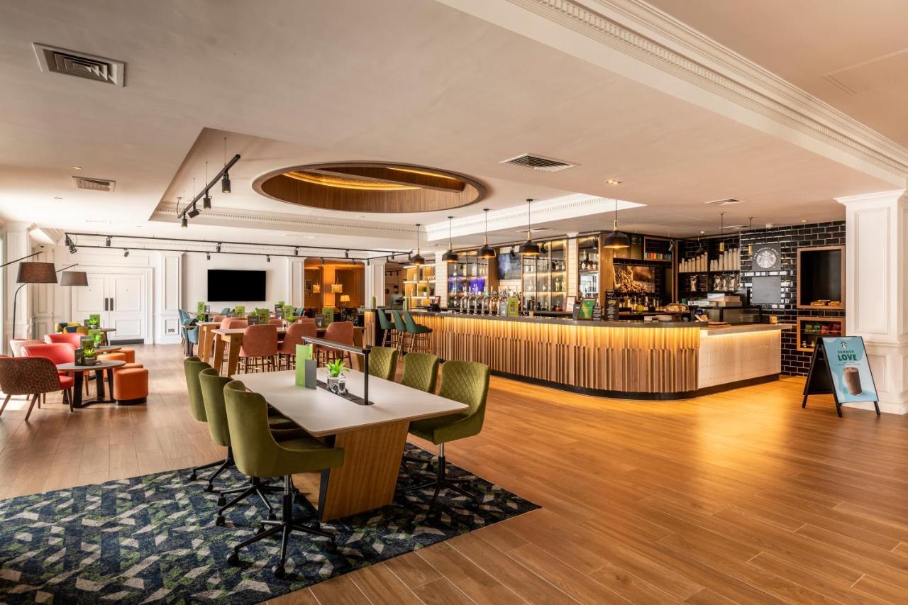 Holiday Inn Guildford By Ihg Ngoại thất bức ảnh