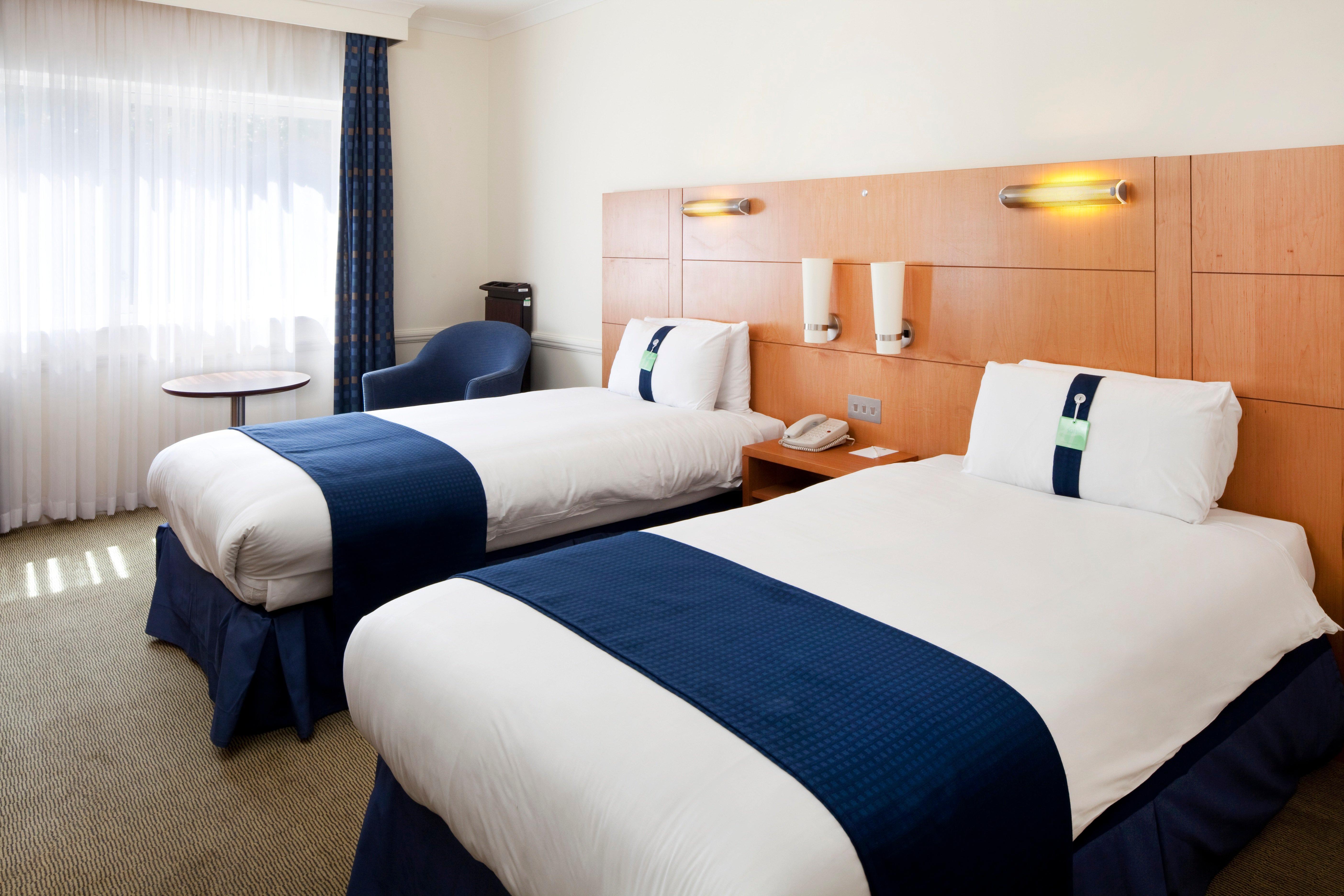 Holiday Inn Guildford By Ihg Ngoại thất bức ảnh